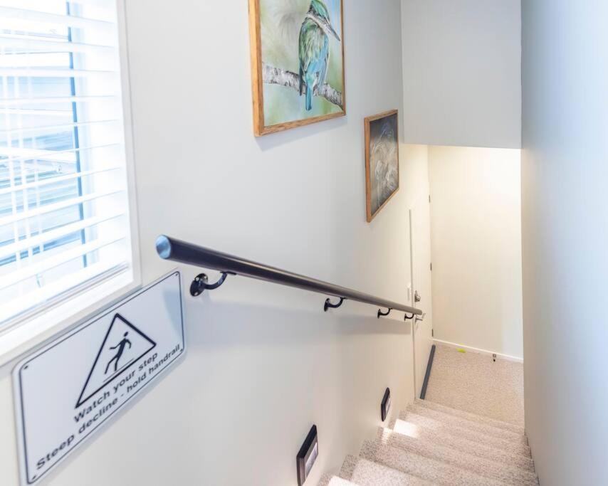 On Cotswolds Apartment Whanganui Exterior photo