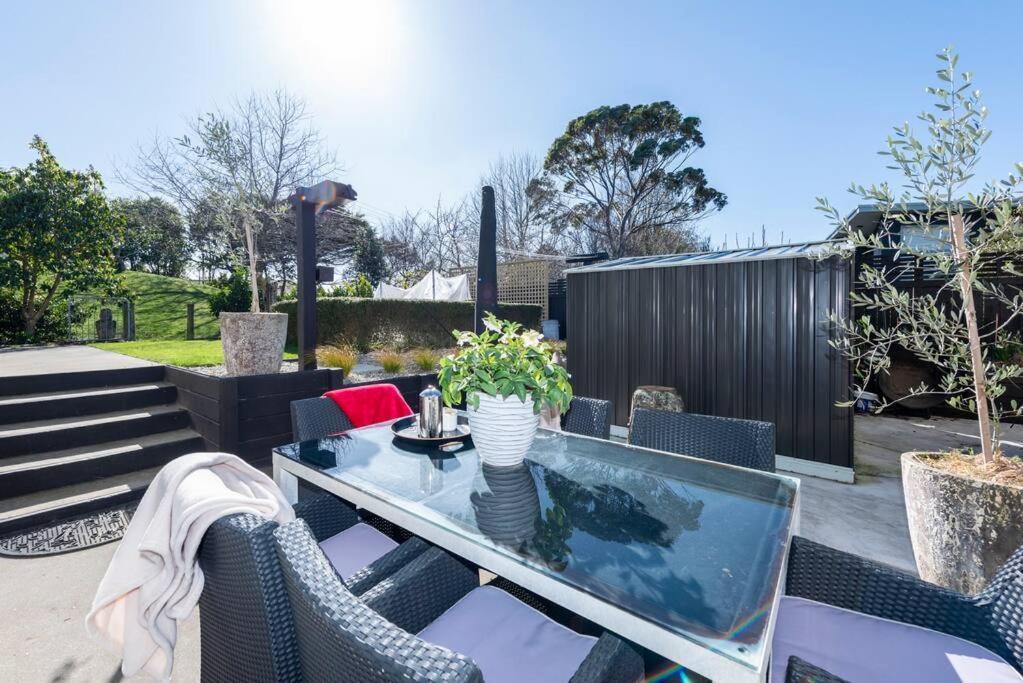 On Cotswolds Apartment Whanganui Exterior photo